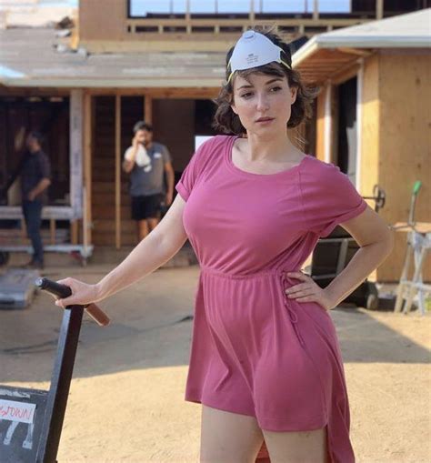 milana vayntrub busty|Milana Vayntrub (@mintmilana) • Instagram photos and videos